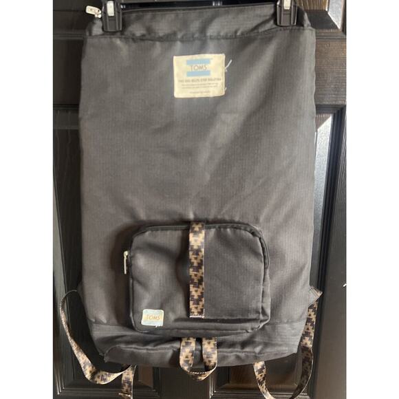 Toms StandUp Backpack Solid Black W/ Aztec detail Zipper Closure Fold-over Flaws - Picture 5 of 9